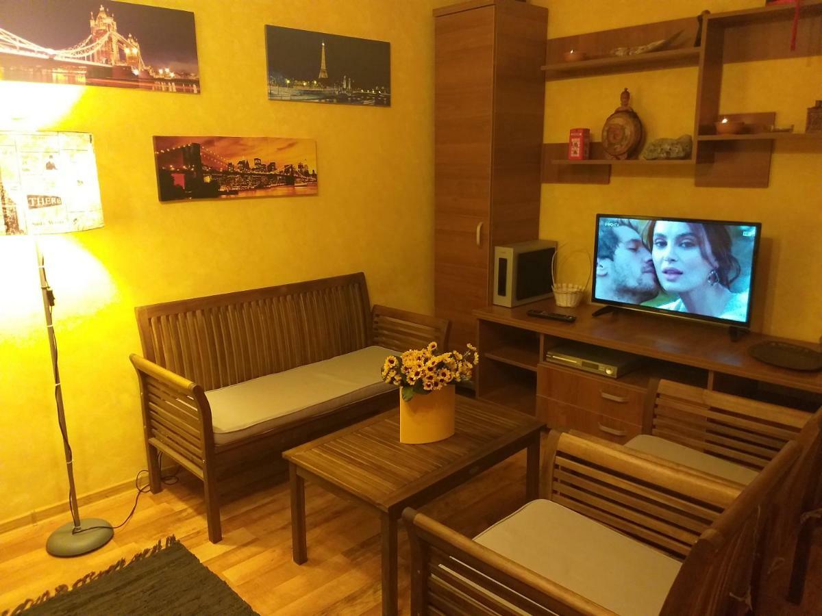 Apartament Sonia บูคาเรสต์ ภายนอก รูปภาพ