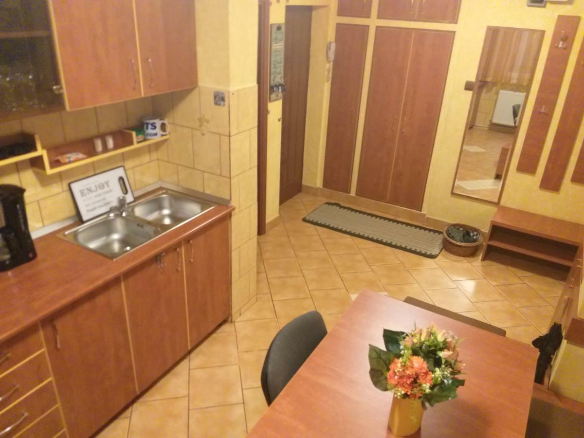 Apartament Sonia บูคาเรสต์ ภายนอก รูปภาพ